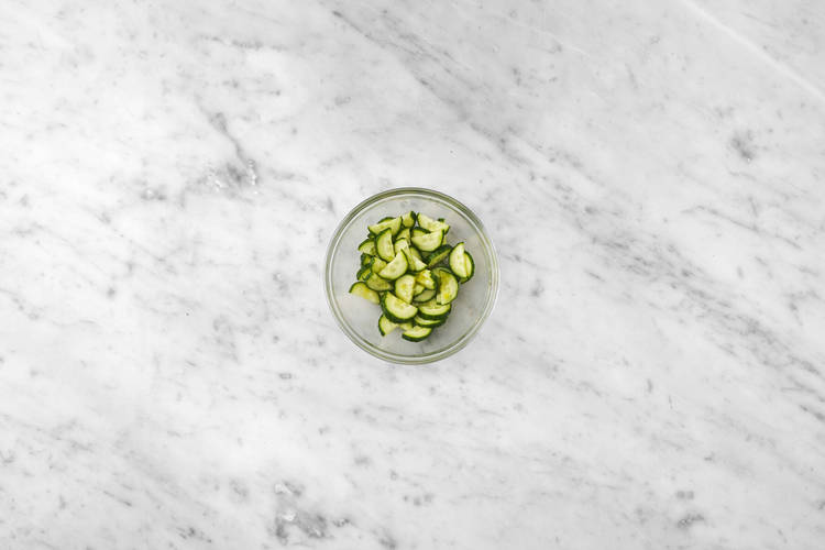 Für den Gurkensalat