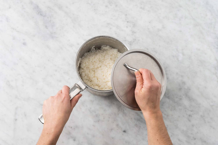 Cook the rice