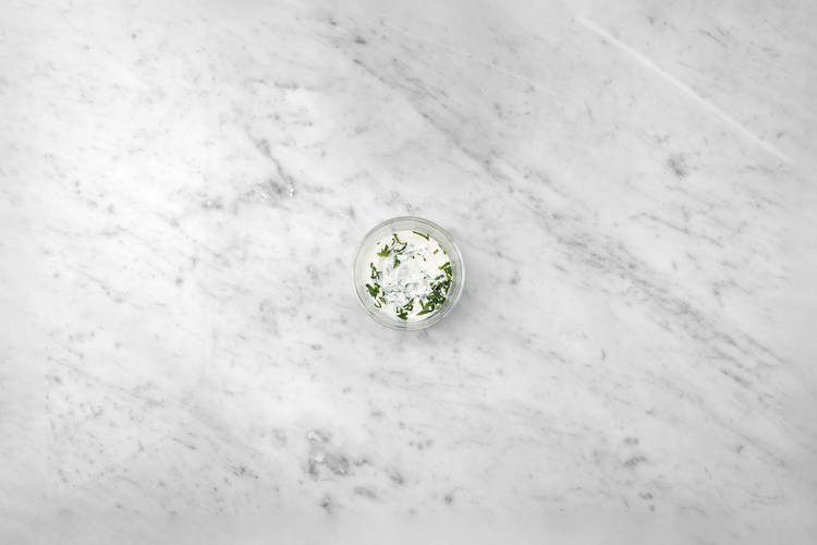 Make the mint yoghurt