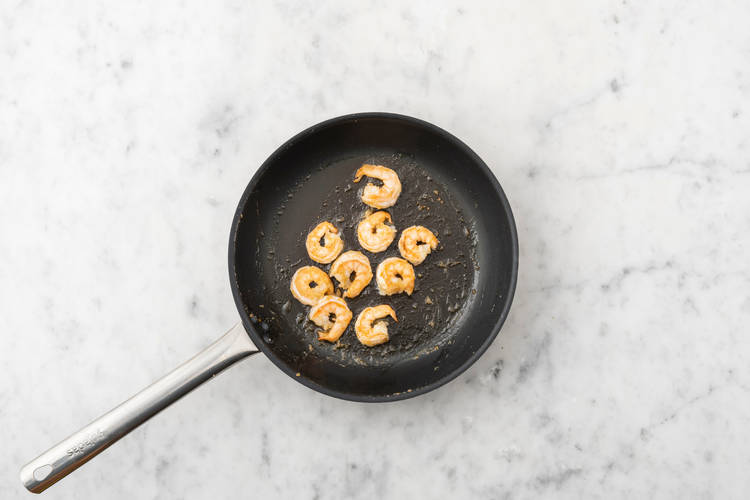 Cook the prawns