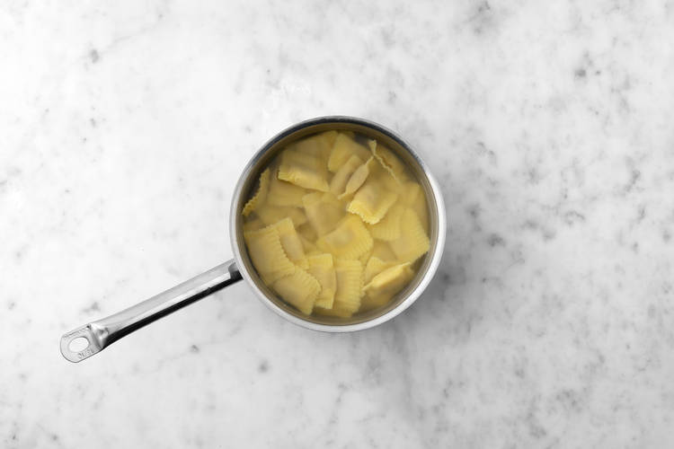 Cook the ravioli
