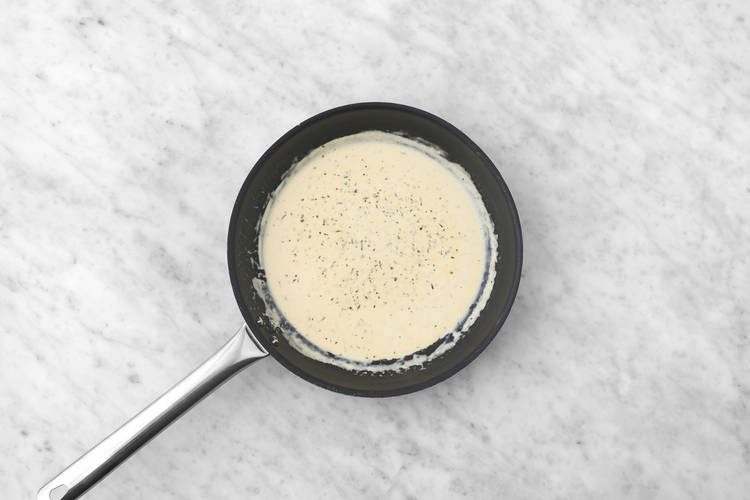 Make the creamy sauce 