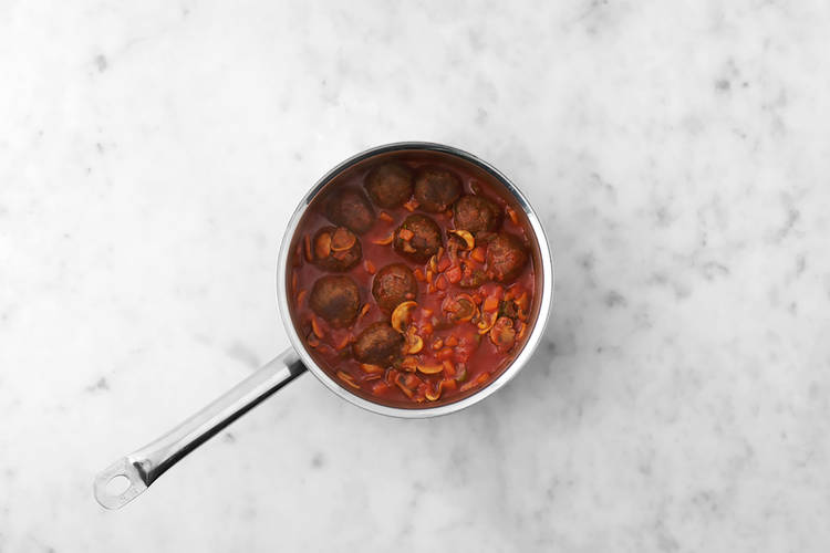 Cook the bourguignon