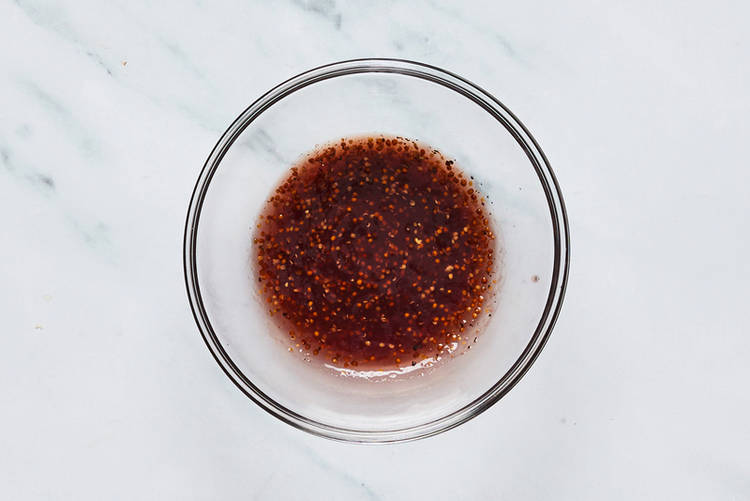 Make blueberry sauce