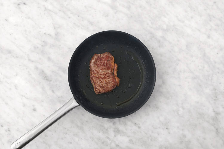 Cuocere la carne