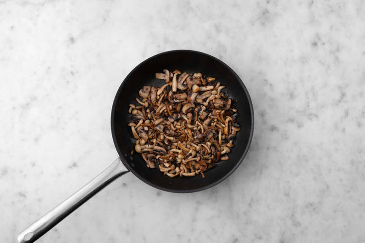 Paddenstoelen bakken