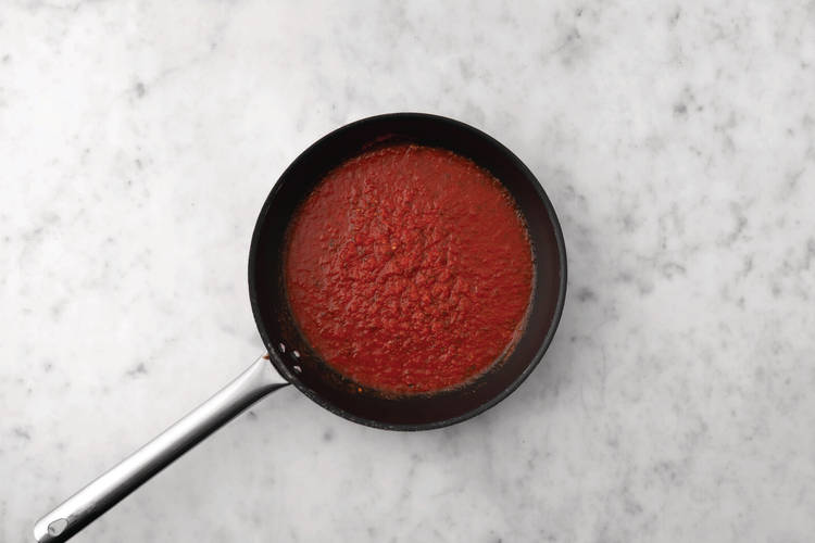 Cook the sauce