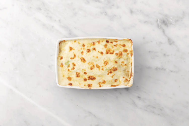 Bake the lasagne