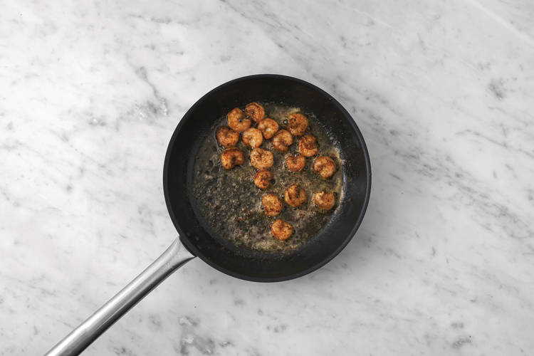 Cook the prawns