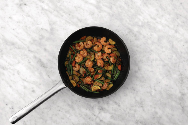 Cook the prawns