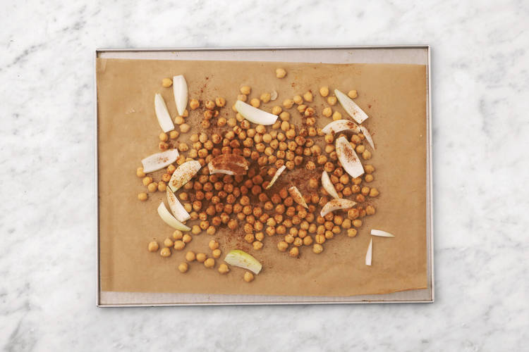 Roast the chickpeas & capsicum