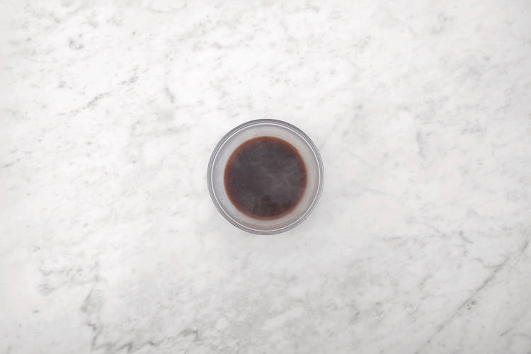 Make the red wine jus