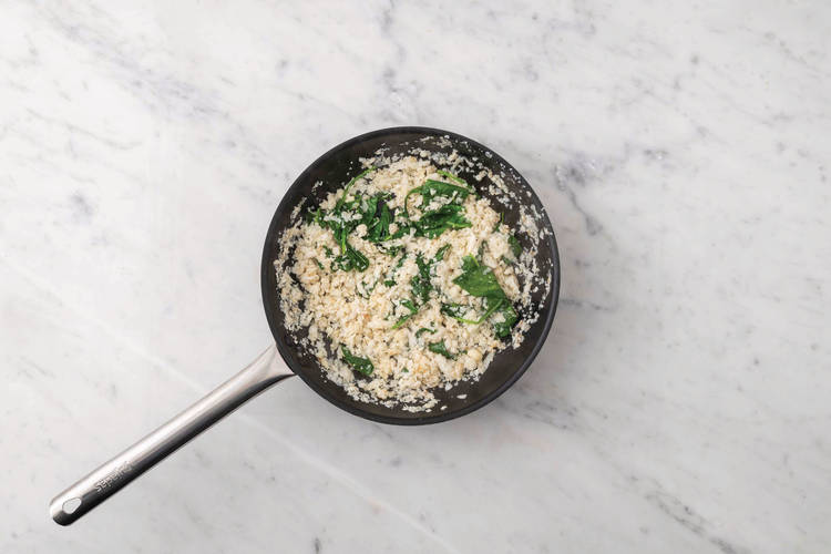 Cook the spinach-cauli rice