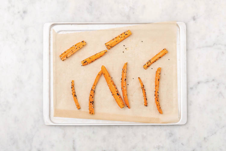 Bake the carrot fries 