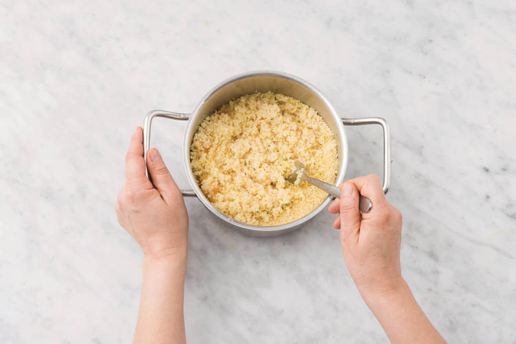 Cook the garlic rice