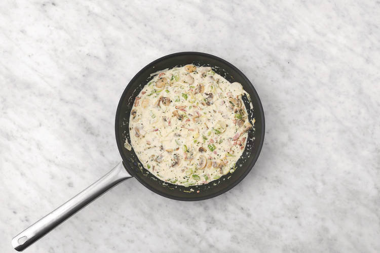 Make the creamy filling