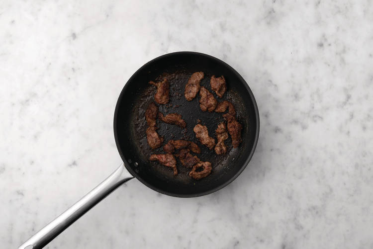 Cook the beef & veggies