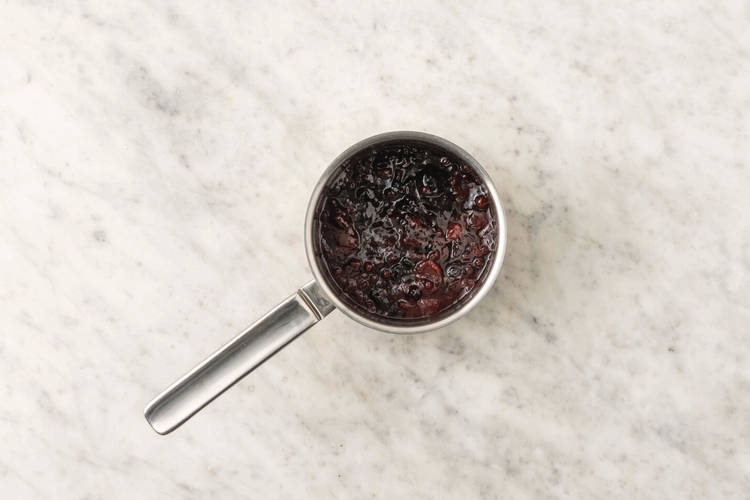 Heat the compote