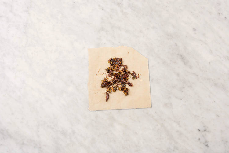Make the candied almonds