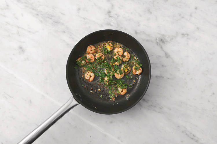 Cook the prawns