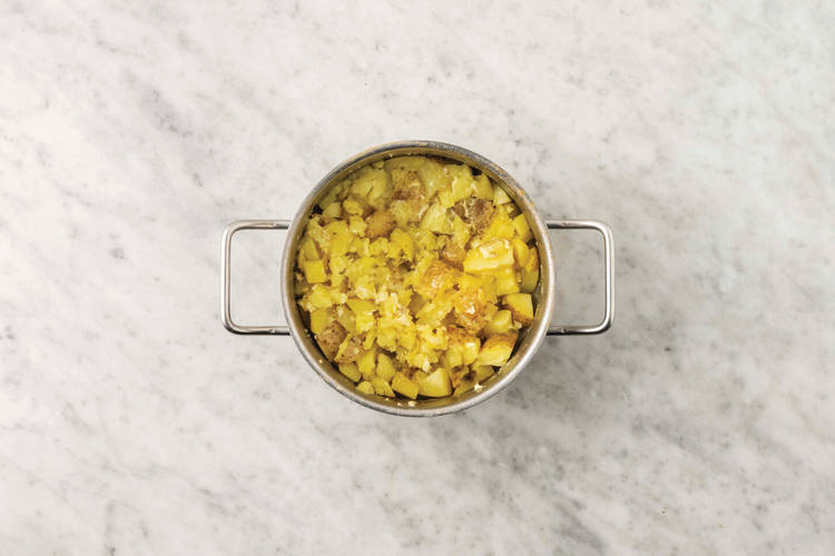 Crush the lemon potatoes