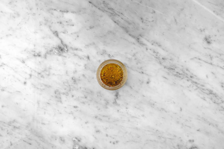 Make the Zesty Chilli Oil