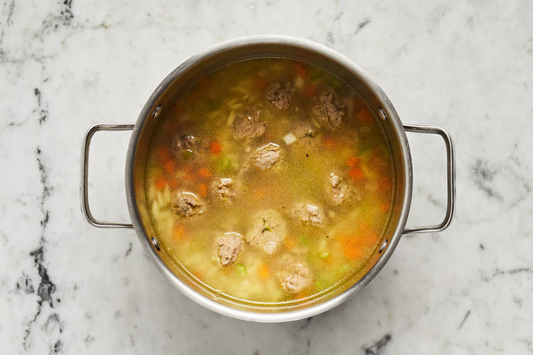 Cook meatballs- A/ B using fingers vs spoons to form meatballs