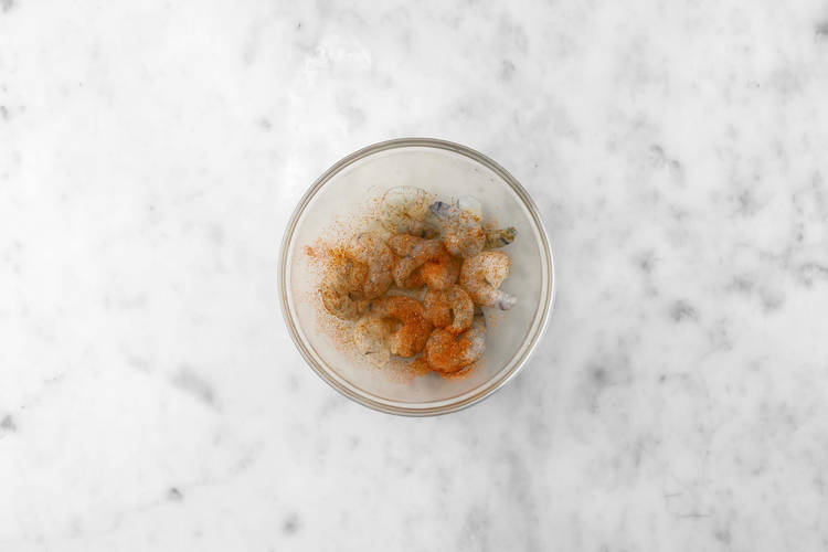 Prepare the shrimp