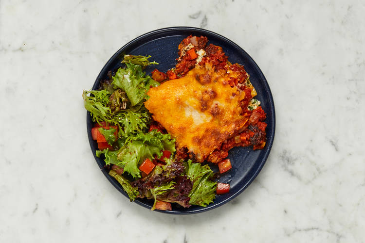 Assembler la salade et servir