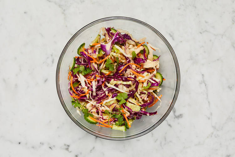 Préparer la salade de chou