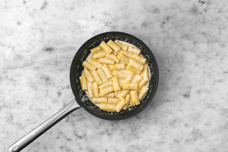 Tilsæt pasta