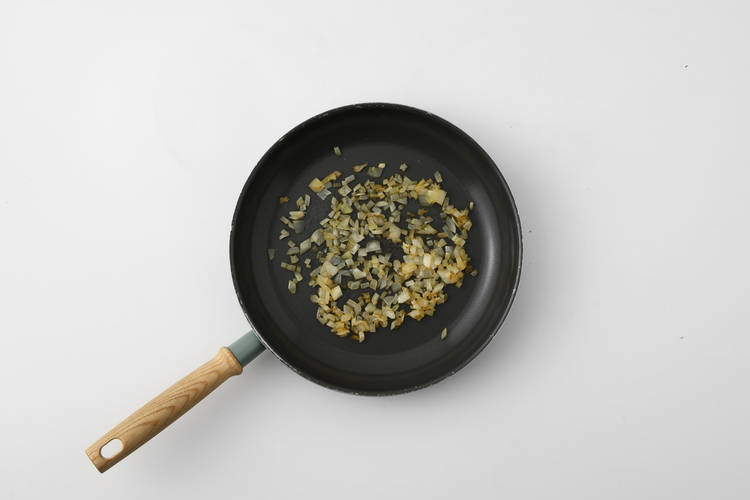 Préparer la sauce au yaourt