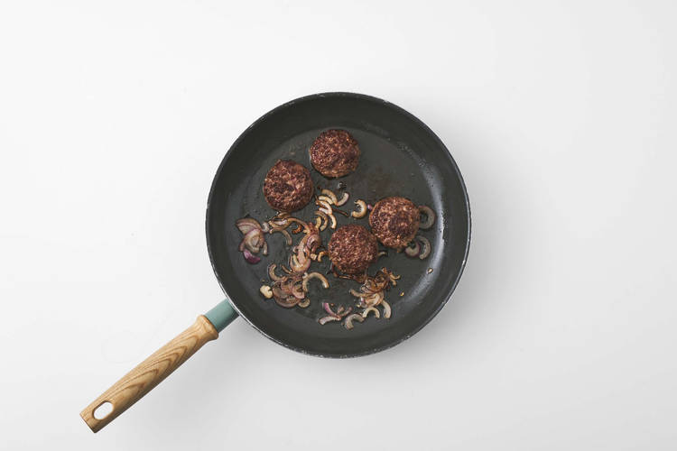 Fry the steak haché