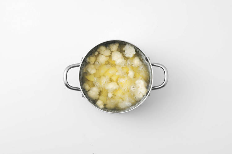 Aardappel en bloemkool koken