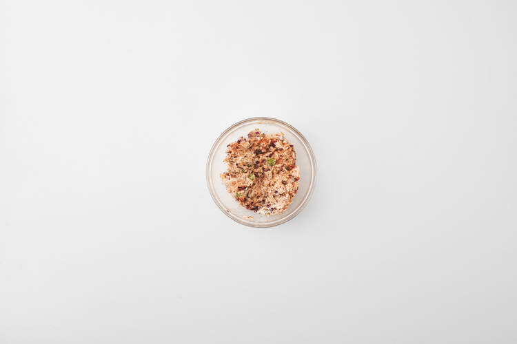 Prepare the mackerel