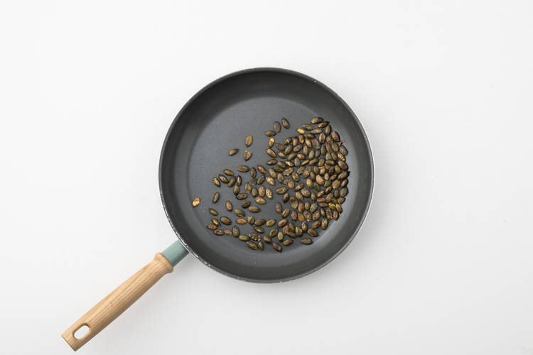 Pompoenpitten roosteren