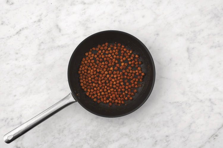 Cook the lamb & chickpeas