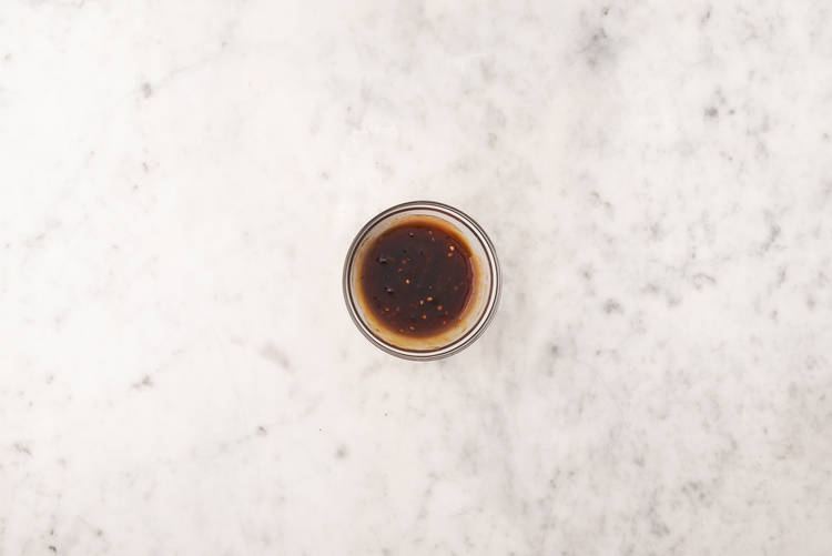 Make the sticky sauce