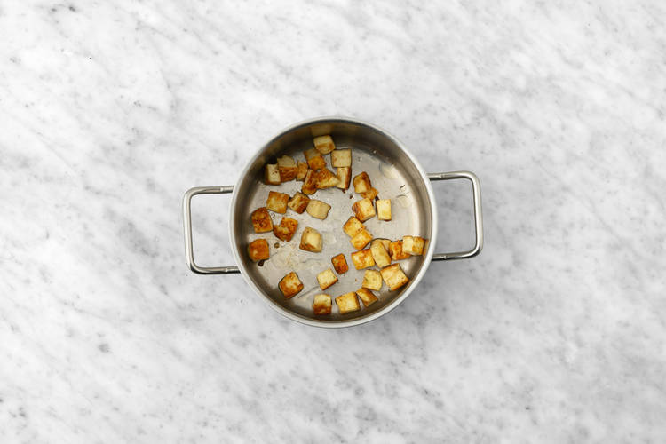 Cook the paneer