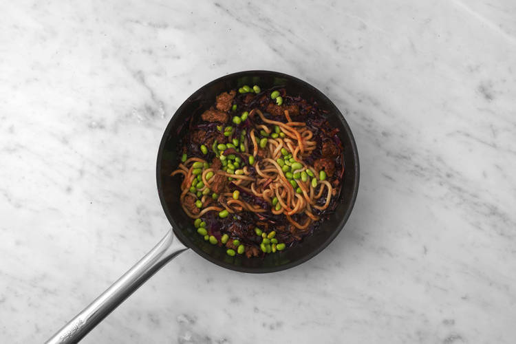 Coat the Noodles