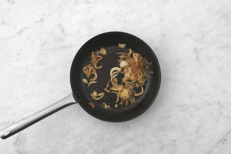 Carameliza la cebolla