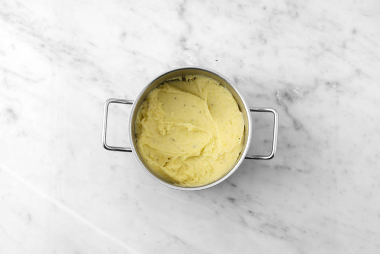 Prepara el puré de patata