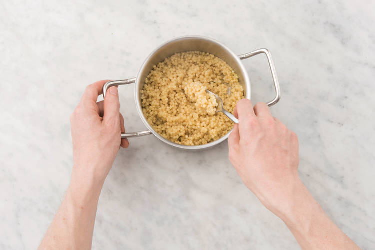 Cook the garlic rice