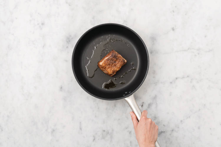 Cook the halloumi