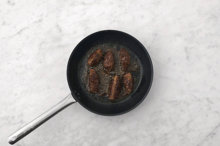 Cook the koftas 