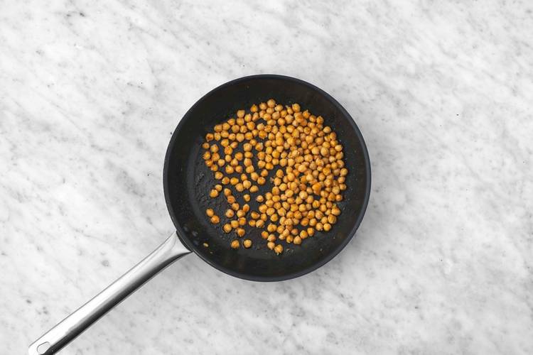 Fry chickpeas