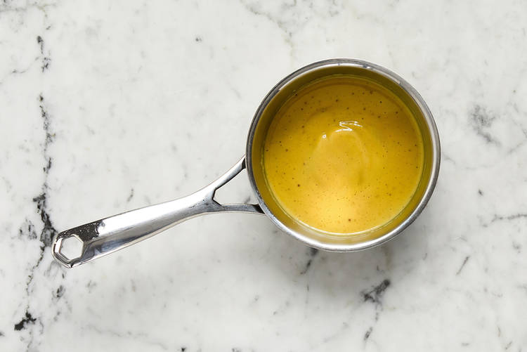 Préparer la sauce au miso