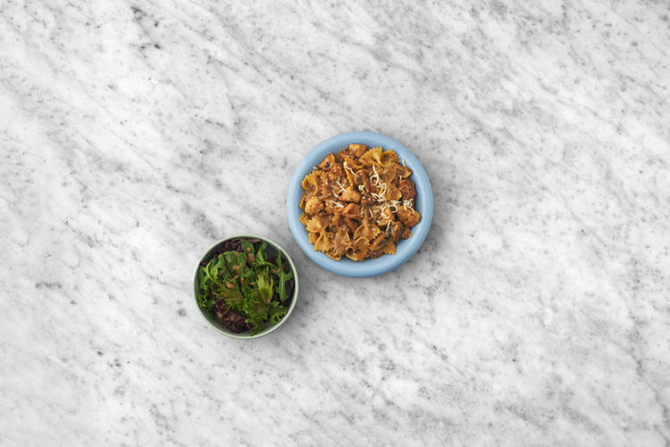 Tout le monde à table !