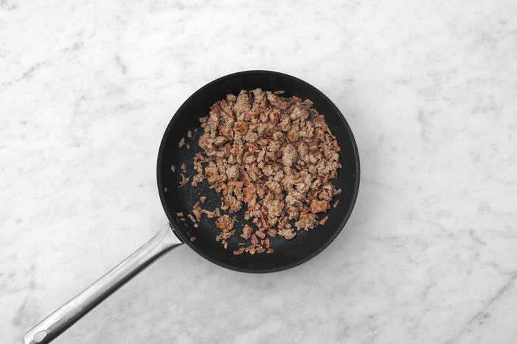 Hackfleisch zubereiten