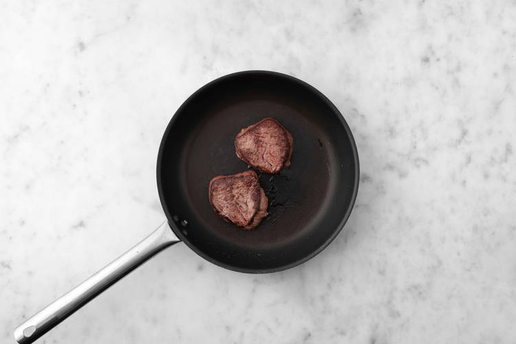 Schweinefilets anbraten